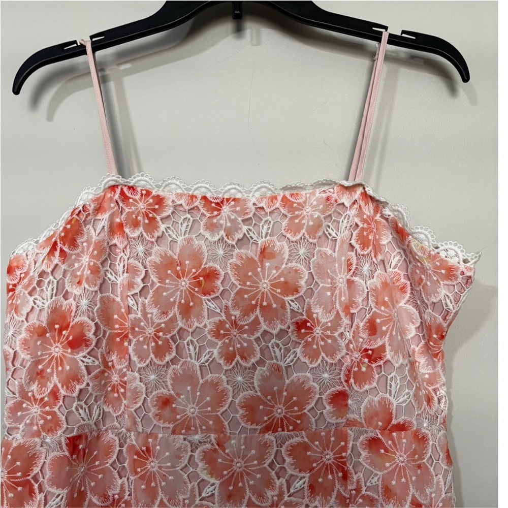 Petal & Pup Novie Maxi Dress Size S - Picture 4 of 7